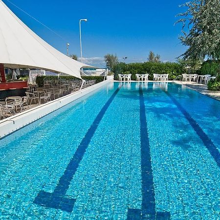 Hotel Mareblu 세니갈리아 외부 사진