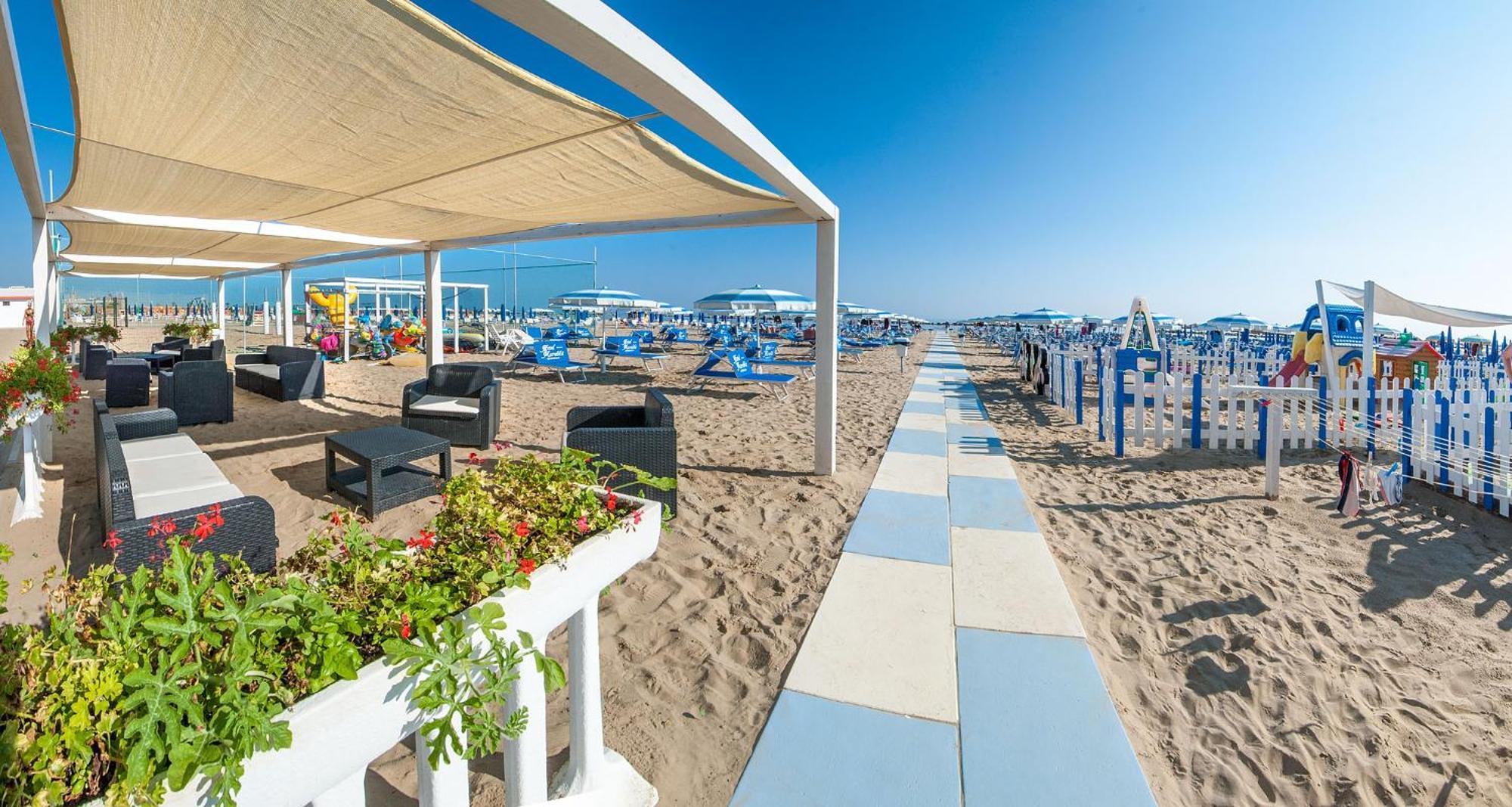 Hotel Mareblu 세니갈리아 외부 사진