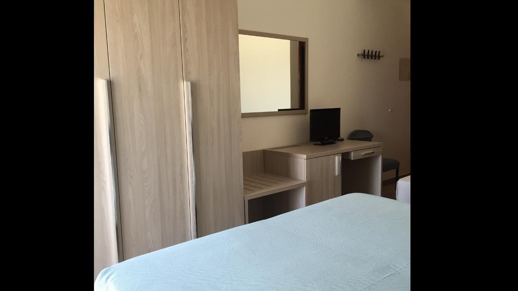 Hotel Mareblu 세니갈리아 외부 사진