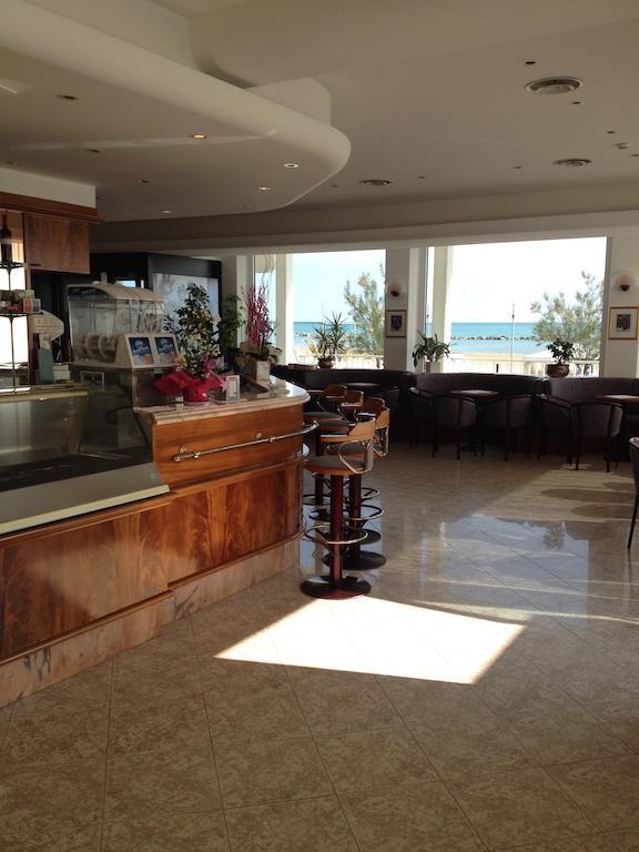 Hotel Mareblu 세니갈리아 외부 사진
