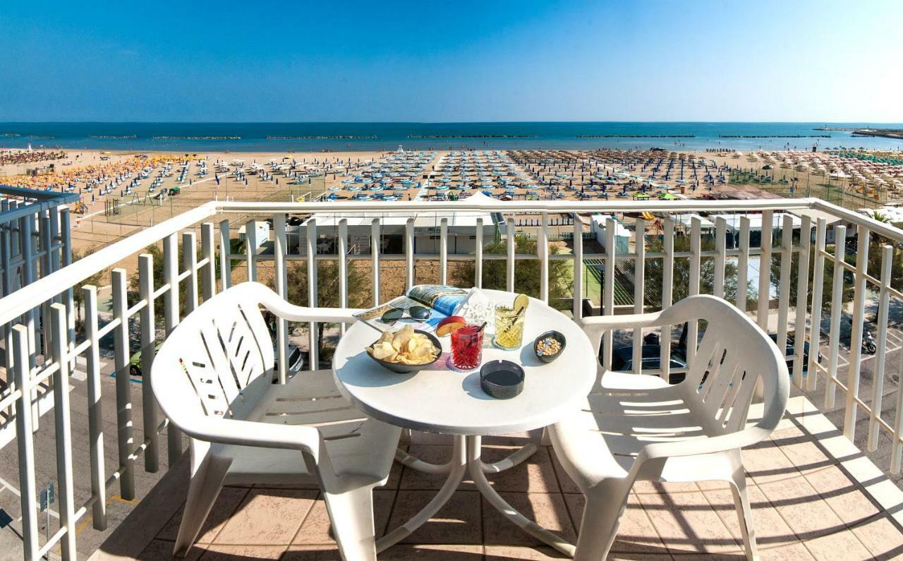 Hotel Mareblu 세니갈리아 외부 사진