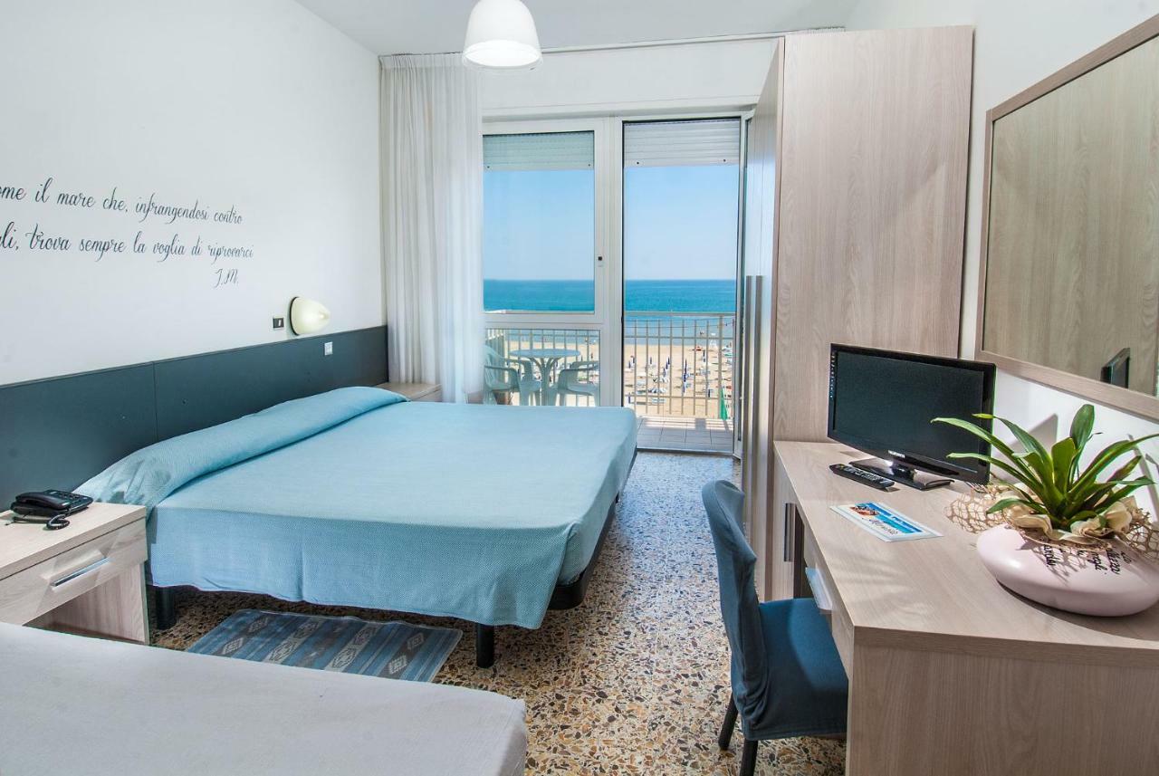 Hotel Mareblu 세니갈리아 외부 사진